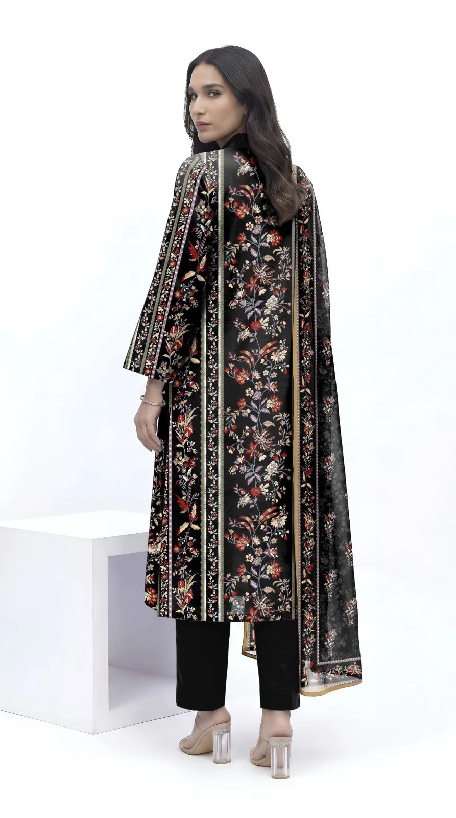 3 Pcs Women's Unstitched Digital Print Suit Brand Khaadi